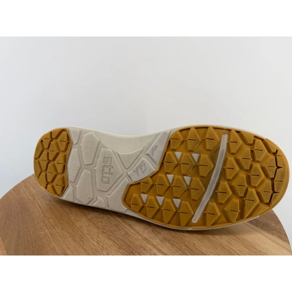 Stio Colter Low Women's Mustard Yellow White Mesh Bungee Sneakers Size‎ 8.5